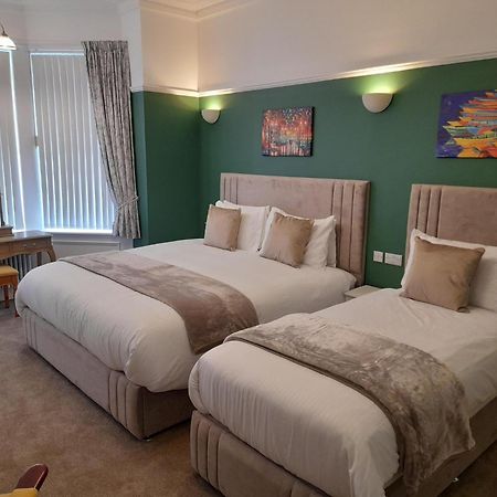 Crescent Lodge Guest House Вітбі Номер фото